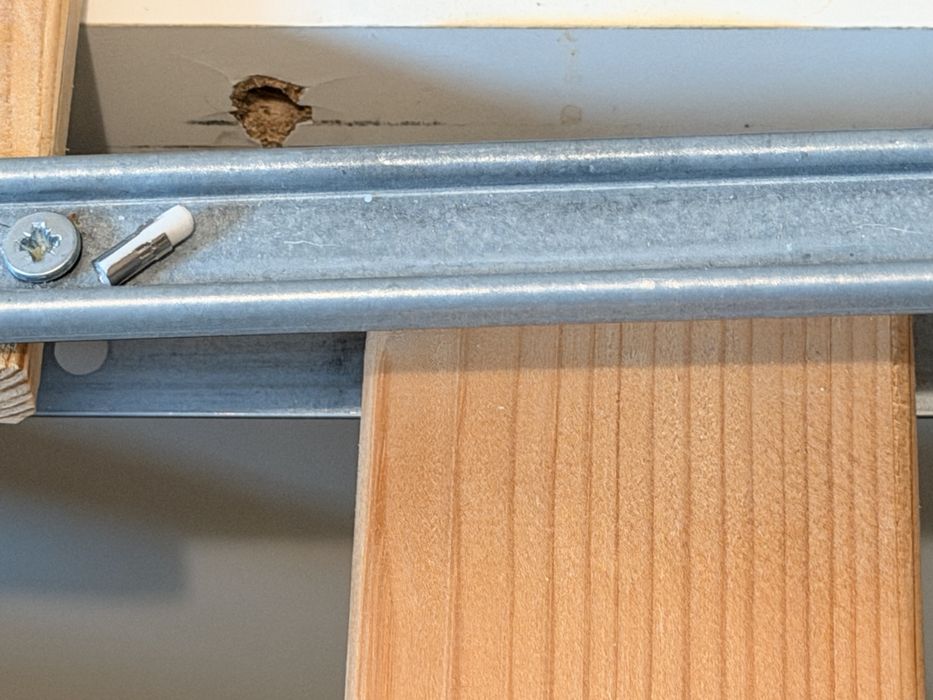 Vand pat Divan Hemnes IKEA - necesita reparatii si dezasamblare