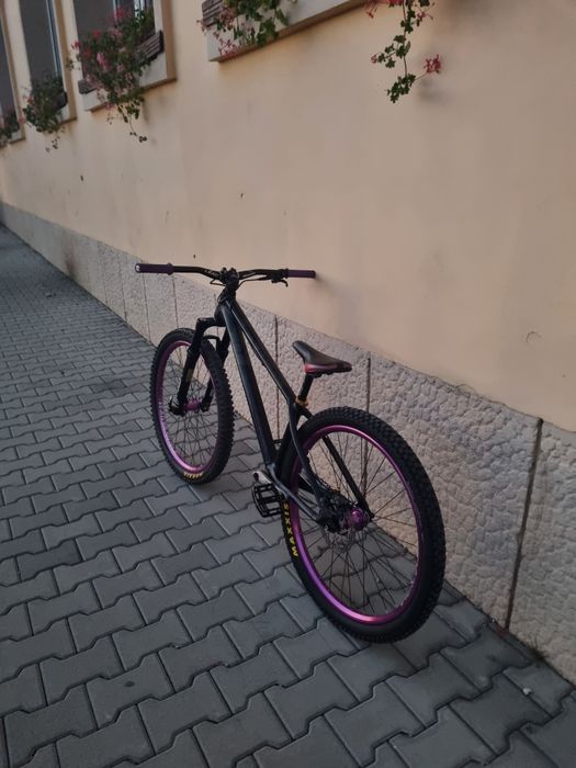 Bicicletă Dirt Jumper Canyon Stitched 360