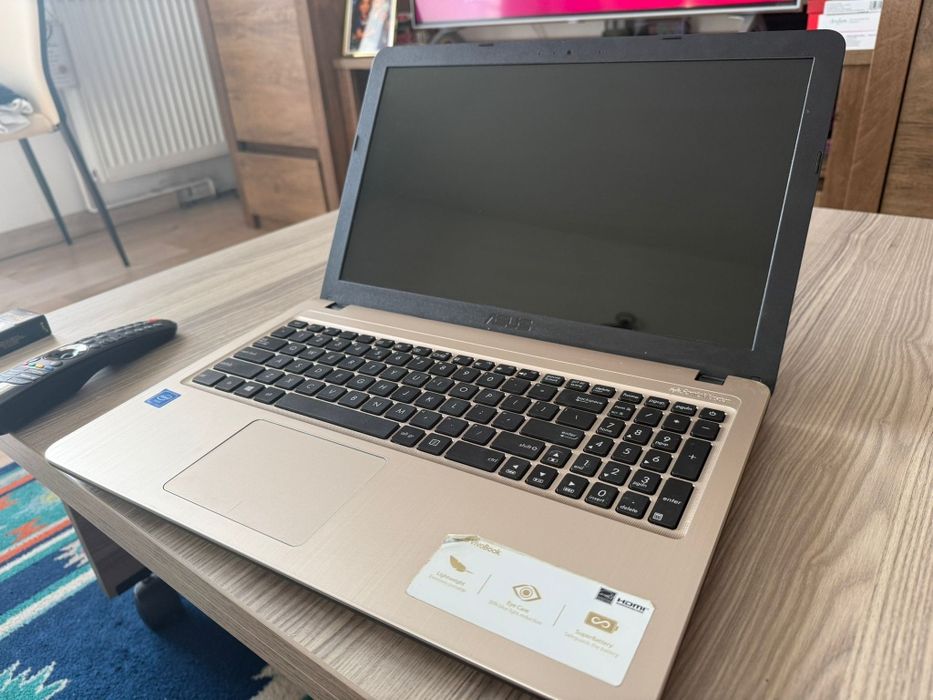 Laptop Asus X540MA