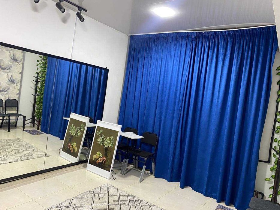 Аренда трехкомнатное помещение + холл