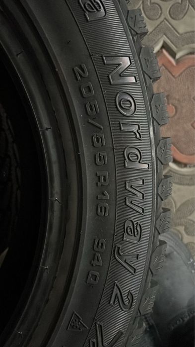 Продам зимние шины