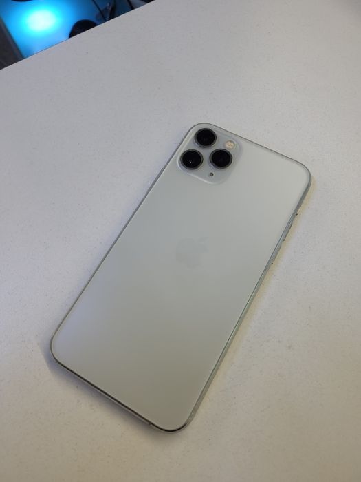 IPhone 11 pro white