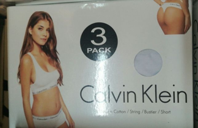 Set Bustiera-Tanga-boxeri Calvin Klein