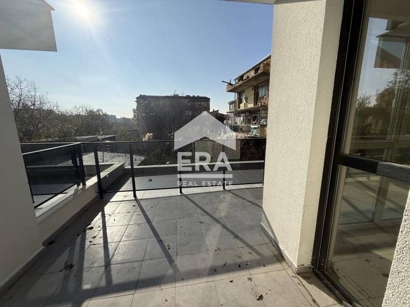 Продава се Двустаен апартамент в Варна, Изгрев - 78 кв.м за 903 €/кв.м - Снимка #7