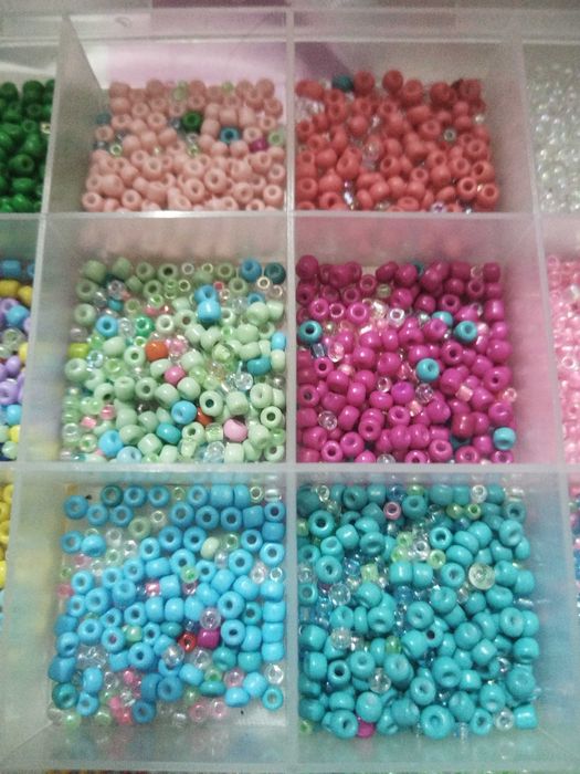 Продам бисер, немного перемешался