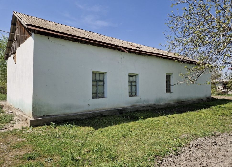 Samarqand, jomboy tumani , shirinkent qishloq srocna uy sotiladi