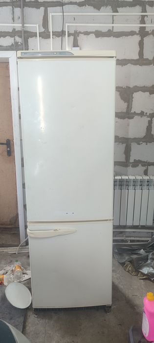 продам холодильник