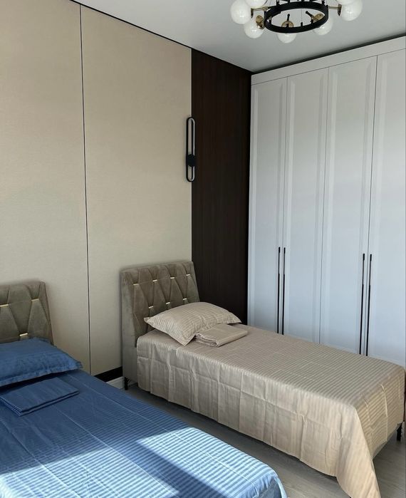 продам новый дом с мебелю