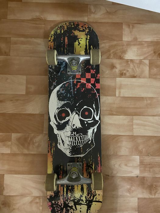 продам скейтборд