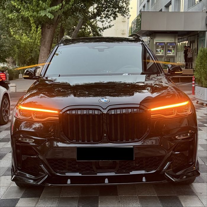 Bmw x7 m50i Full Pozitsya
