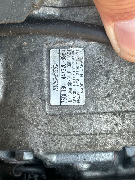 Компрессор кондиционера 3uz-fe
