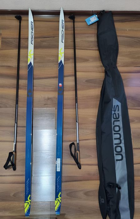 Продаю комплект лыж "Fischer RIDGE CROWN" с палками и чехлом"Salomon"