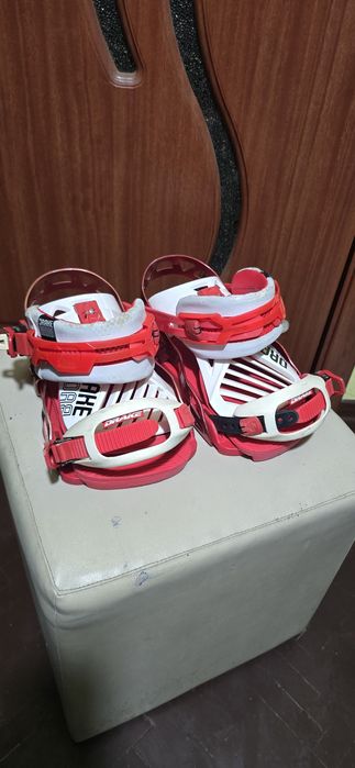 Legaturi snowboard Drake Radar L