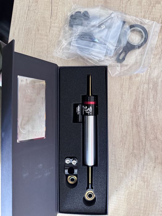 Steering Damper // stabilizator amortizor motocicleta