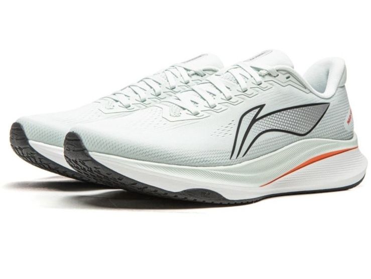 Продам беговые кроссовки Li Ning chitu 9
