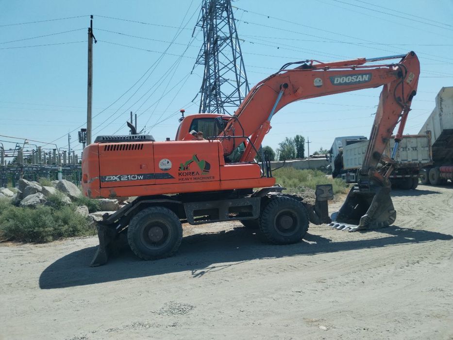 DOOSAN DX 210 w 2011yil 17.000 motochas