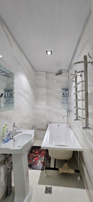 Сдаётся домик 6 комнат 2х этажный Панжаб 71 школа