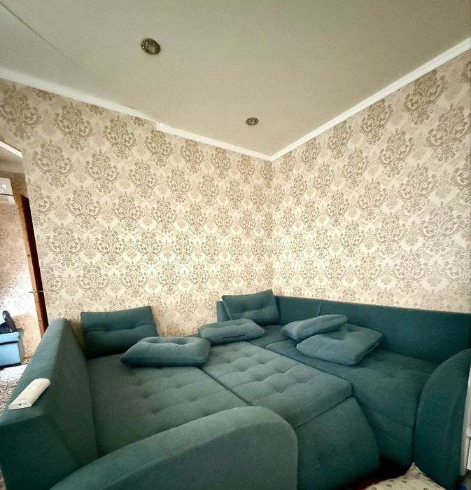 Divan yeg’iladigan + detsky kravat