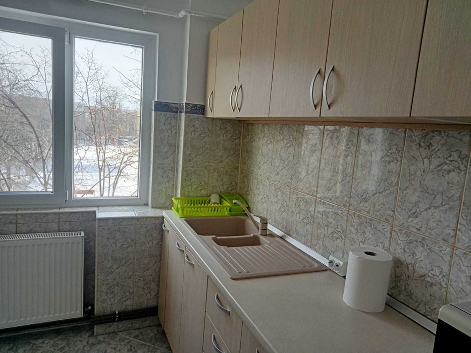Apartament 3 camere decomandat 70 mp