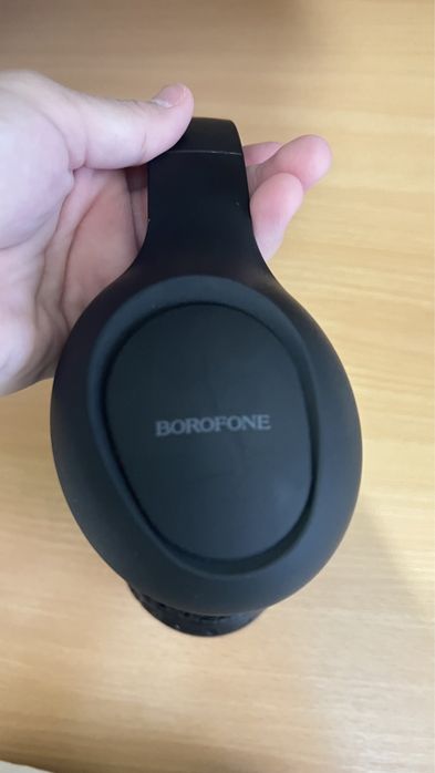 Продается наушник Borofone