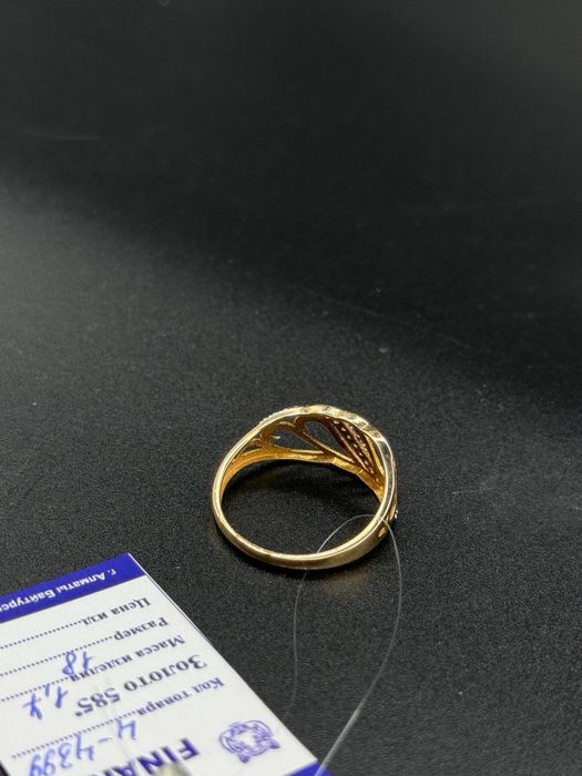 Золото 585  Кольцо Масса: 1.7