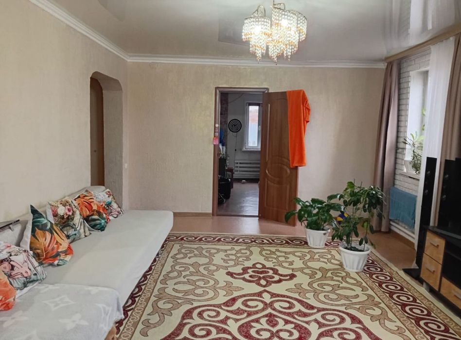 Продам Дом в районе Мирного. 20/12