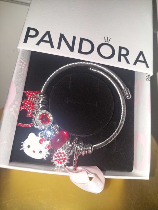 Bratara Hello Kitty marime universala in cutie cadou Pandora