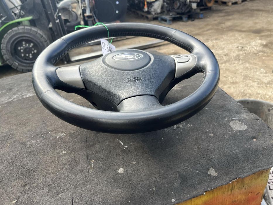 Кожен волан с Airbag за SUBARU LEGACY 2.0 I 2008г ном 100