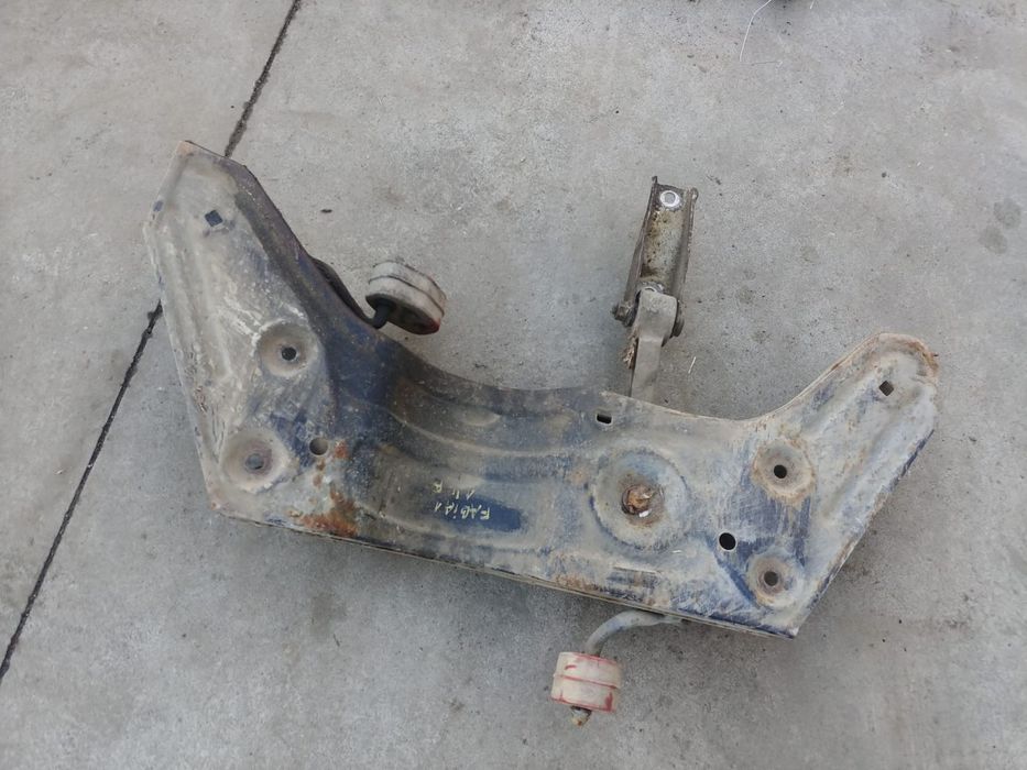 jug cadru motor 1.4 b skoda fabia 1 6y