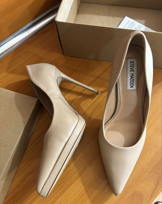 Steve Madden бежови токчета