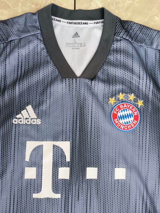 Adidas FC Bayern Трети екип 18/19