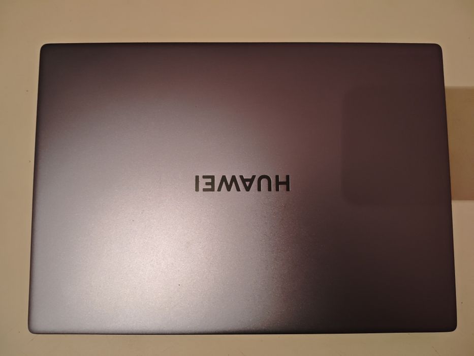 Huawei MateBook D16