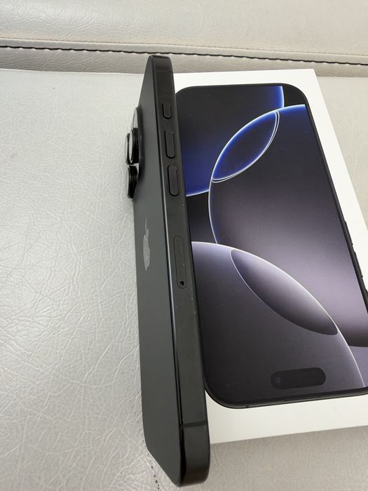 iPhone 16 pro Black Titanium 128GB
