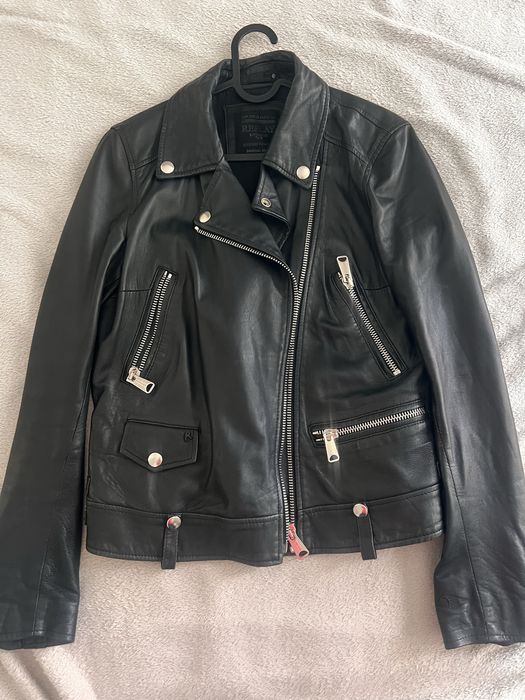 Кожени якета на Replay от естествена кожа и Dona karen