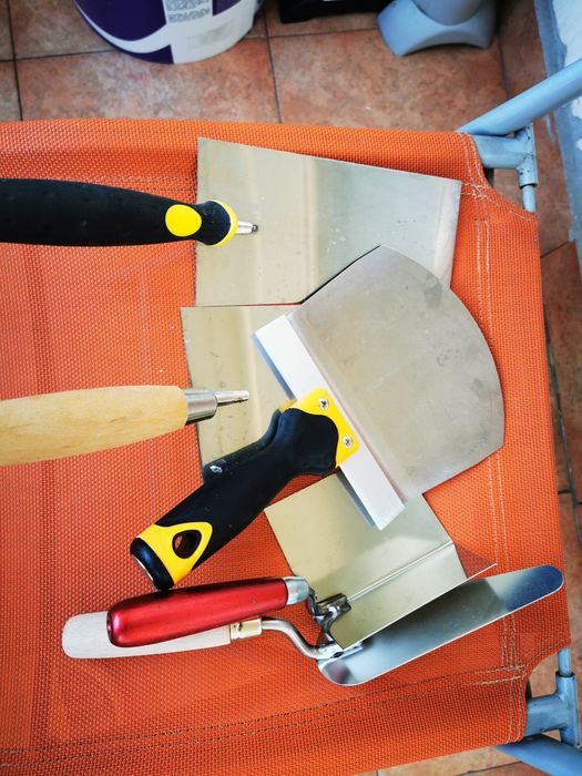 Ръчни инструменти за шпакловка