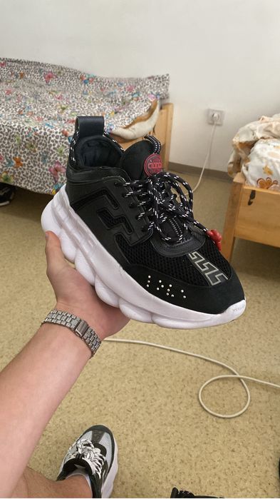 Vand versace chain reaction