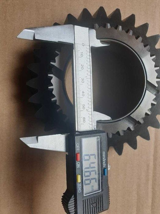 pinion inversor Massey Ferguson 2680 , 2675 , MF 2640 ,3630