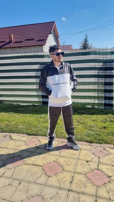 Compleu  Calitate premium