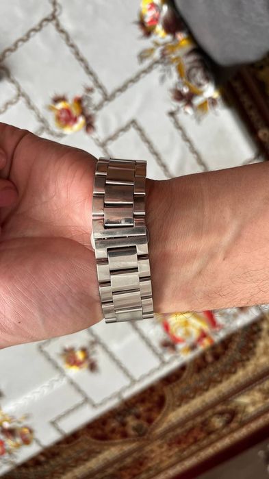 Наручные часы Phantom и Cartier