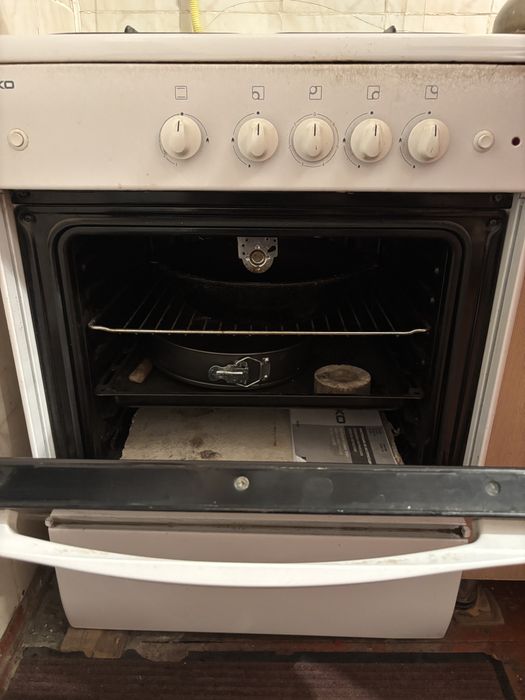 Продам газо-электр плиту BEKO