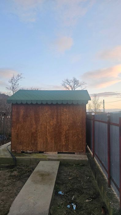 Vand casuta pentru targuri de craciun sau gogosarie