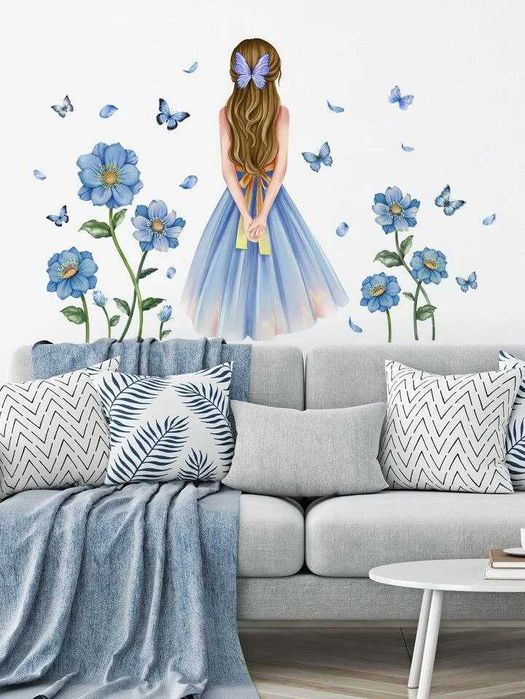 Наклейки на стену