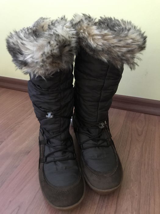 Дамски ботуши топли