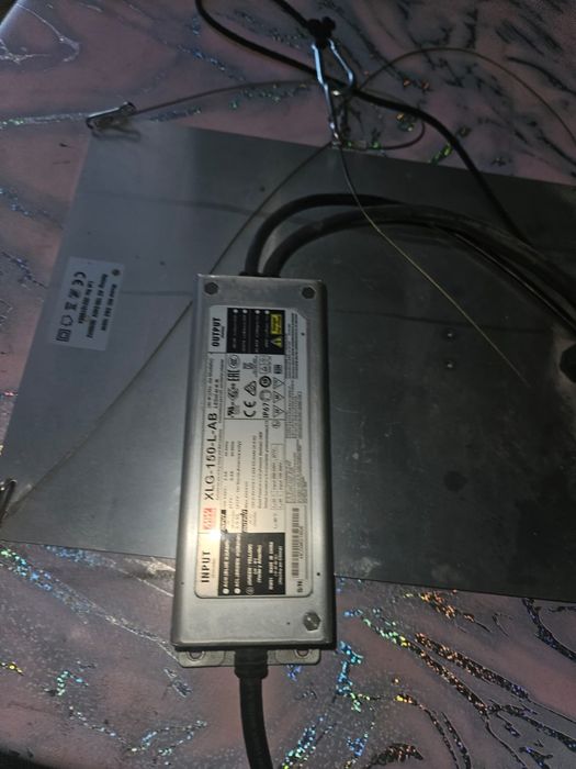 Продаю фито лампы.3 штуки.