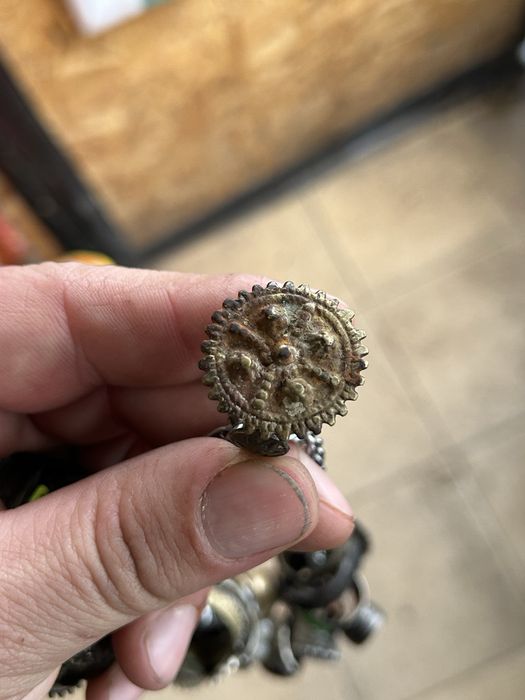 Продавам Пръстени