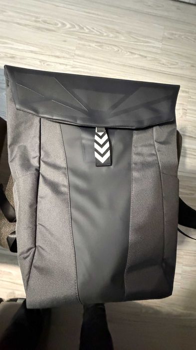 Lenovo IdeaPad Slim 3 15IRH10, Intel Core™ i5-3RAM 24 GB, SSD 512 GB,