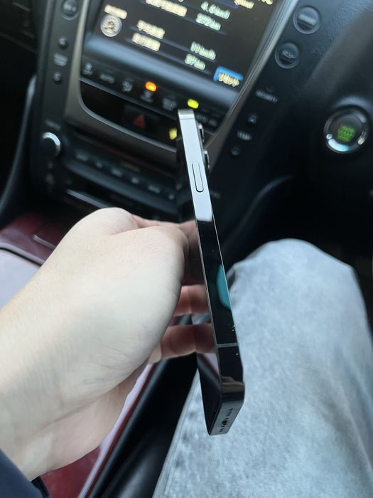 Iphone 14 pro продам