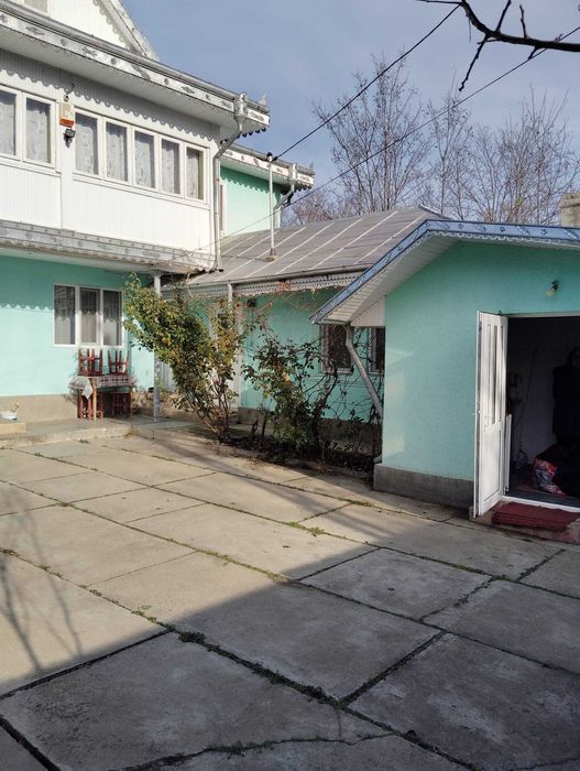 Casa de vanzare com sat Rosiesti sau schimb cu apartament