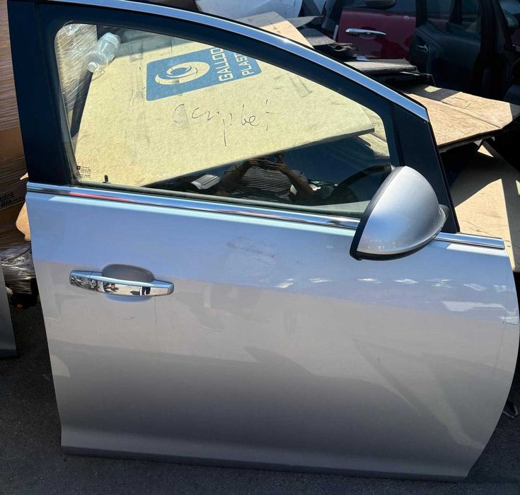 Usa dreapta fata , fara oglinda   , Opel Astra J limuzina 2014