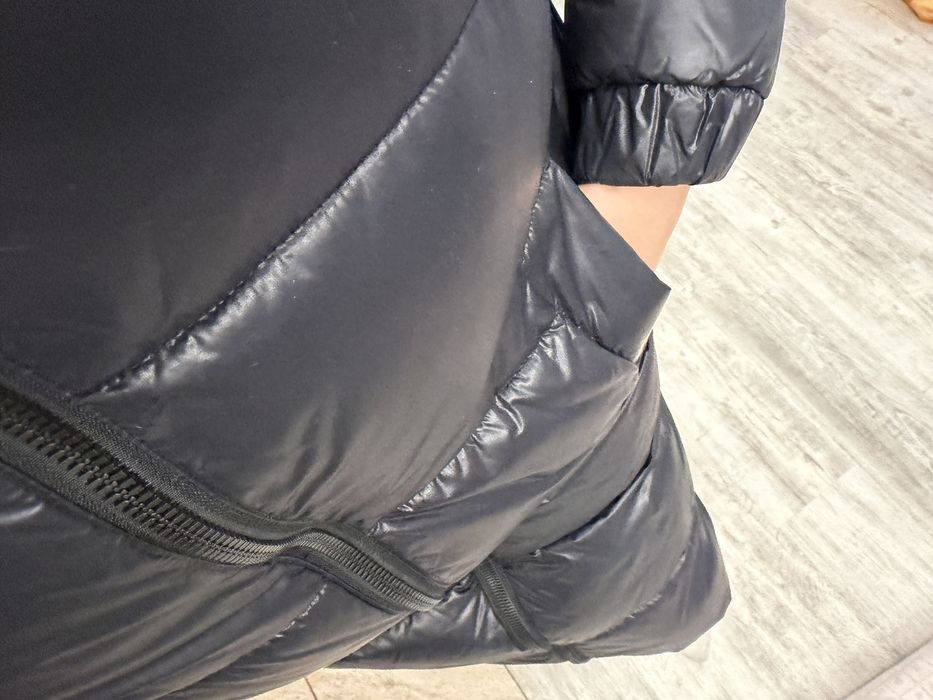 Продаю зимнюю куртку